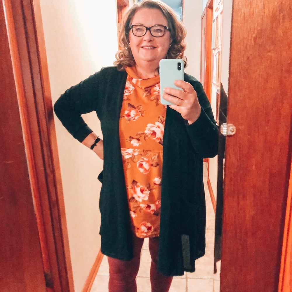 Meet your Posher, Letabug